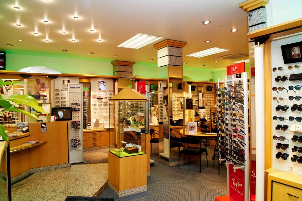 Portrait, Gruppe Optiker Braun